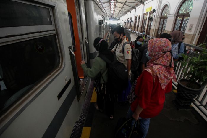 Kereta Api Jarak Jauh dari Jatim Kembali Beroperasi