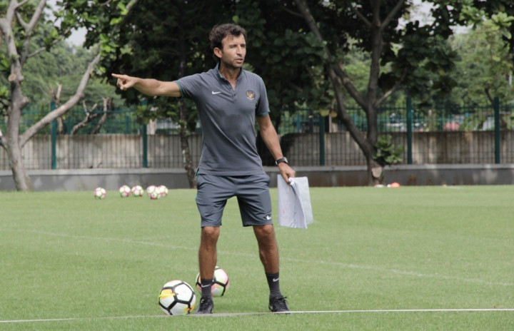 Dikaitkan dengan Luis Milla, Persija Punya 2 Kandidat Pelatih Baru