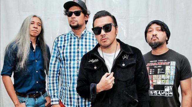 Jarwo Ungkap Detik-detik Keluarnya Emil dan Pepeng dari Naif