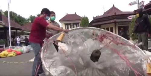 Polres Ponorogo Sita 172 Balon Udara dan 3.400 Butir Petasan, 21 Orang Ditangkap