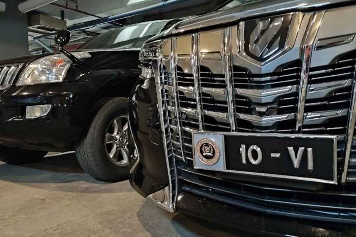 Mengenal Pelat Nomor Baru Kendaraan, Khusus Buat Wakil Rakyat