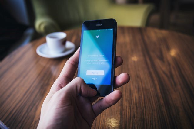 Ini cara mendapatkan centang biru dari Twitter. (Foto: Ilustrasi/Unsplash.com)