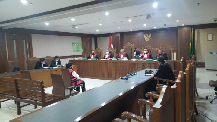 Pembobol BNI Maria Pauline Divonis 18 Tahun Penjara