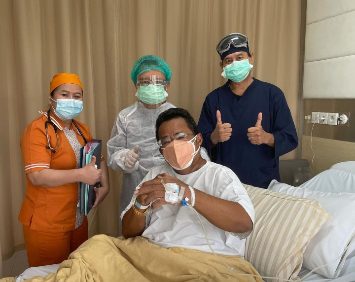 Hotman Paris Keluar dari Rumah Sakit: Nyamuk Betina Sudah Kalah!