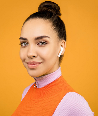 Anti Ribet! Ini 5 Cara Menata Rambut untuk Meeting Zoom