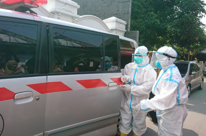 7 Orang Dites Usap Pascadatang Hajatan dengan Bintang Tamu Dewi Perssik