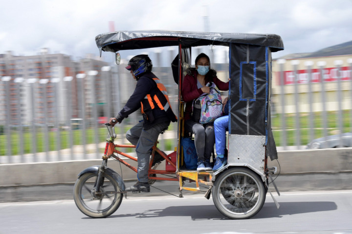 Bicitaxis Jadi Transportasi Alternatif Warga Bogota Pasca Bentrokan