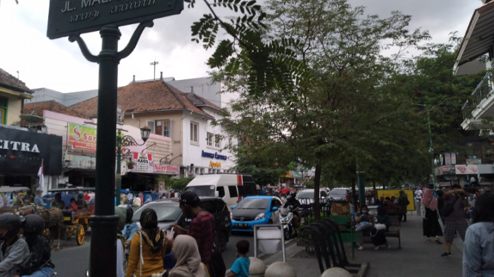Viral Pedagang Malioboro <i>Nuthuk</i>, Pemkot Yogyakarta Ancam Tutup Usahanya