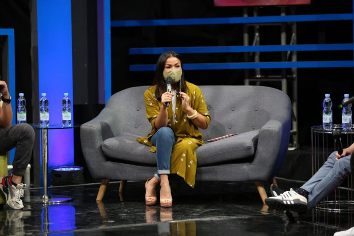 Nirina Zubir Ajak Masyarakat Bangkit dengan Kalimat Menyentuh