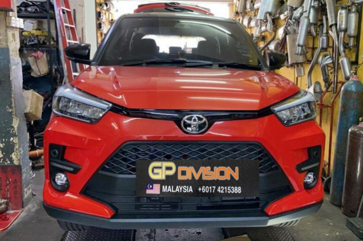 Bengkel Ini Terima 'Operasi Plastik' Rocky Menjadi Raize