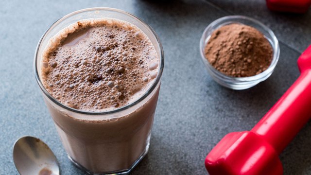 Ini Efek Samping Mengonsumsi Protein Shake yang Mungkin Tidak Kamu Ketahui