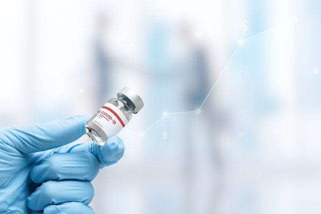 Investigasi BPOM mempersilakan vaksin AstraZeneca batch CTMAV 547 kembali dilakukan. (Foto: Ilustrasi/Freepik.com)