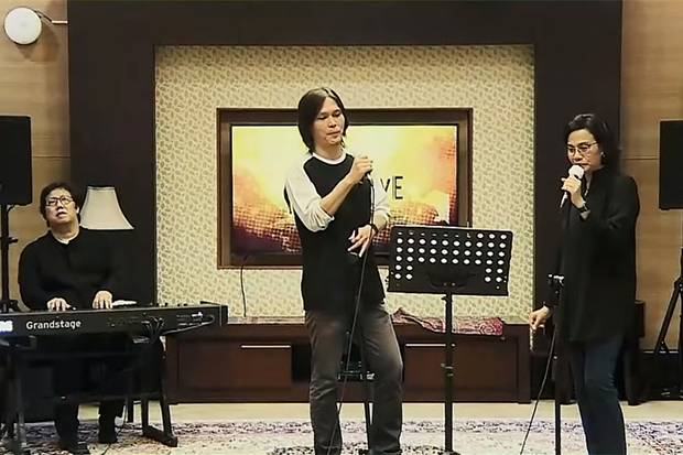 Konser 'Chrisye untuk Kemanusiaan' Kumpulkan Donasi Rp900 Juta