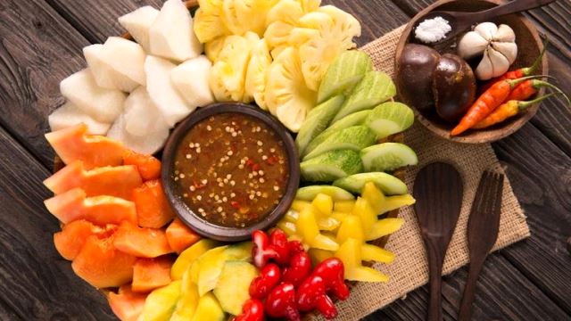 Ini lima resep buat sambal rujak yang unik. (Foto: Dok. Endeus)