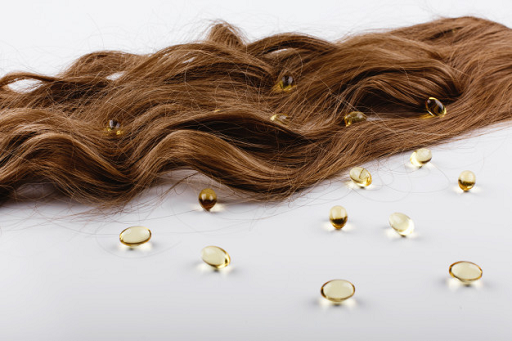 Jojoba oil adalah bahan populer dalam kondisioner rambut, sampo, dan produk perawatan kulit. (Foto: Ilustrasi. Dok. Freepik.com)