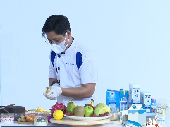 Cara Menyiasati Anak agar Tak Jenuh Mengonsumsi Susu