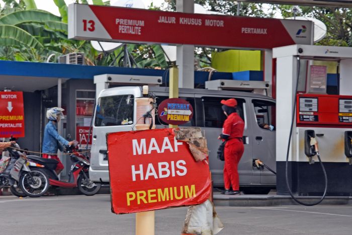 Pemerintah akan Pangkas Kuota BBM Premium di Jawa-Madura-Bali