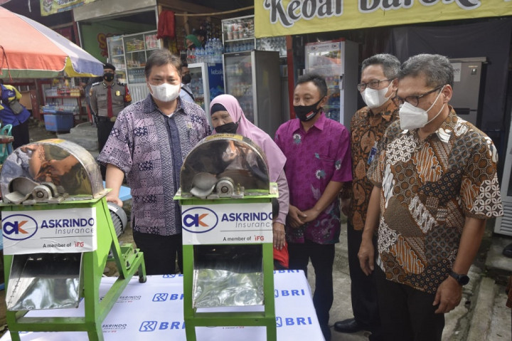 Disambangi Airlangga, Alumni Kartu Prakerja Beberkan Pengembangan Usahanya
