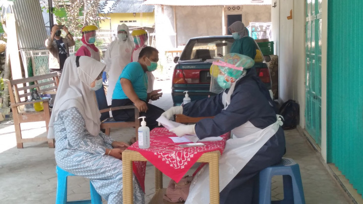 Pengakuan Warga Terlibat Pemakaman Jenazah Covid-19 Tanpa Prokes