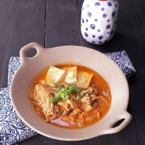 Begini cara membuat kimchi noodle. (Foto: Dok. Endeus)