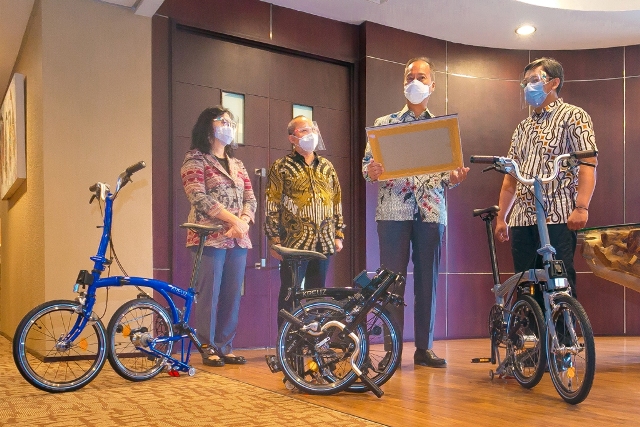 Kreuz, salah satu IKM produsen sepeda lipat di Bandung yang merasakan keuntungan lewat meningkatnya minat masyarakat bersepeda. Foto: dok. Kemenperin. 