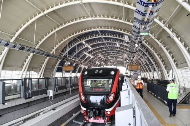 Siap Beroperasi, Pembangunan LRT Jabodebek Tahap 1 Sudah 84,6%