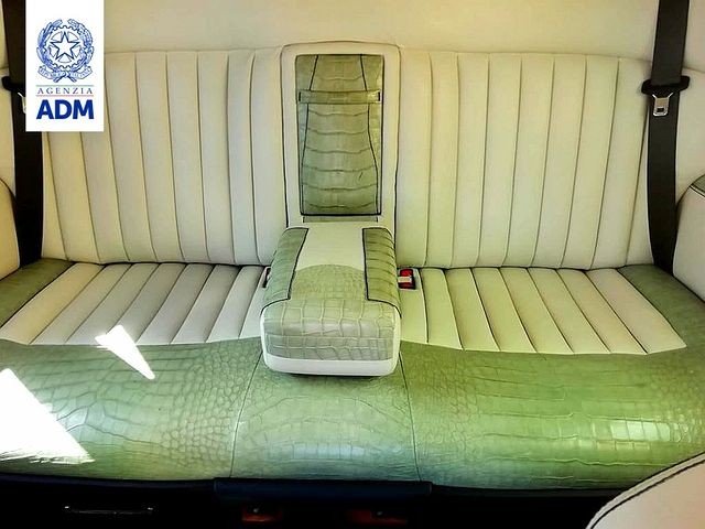 Gara-Gara Modif Jok Mobil, Rolls-Royce Ini Disita Bea Cukai