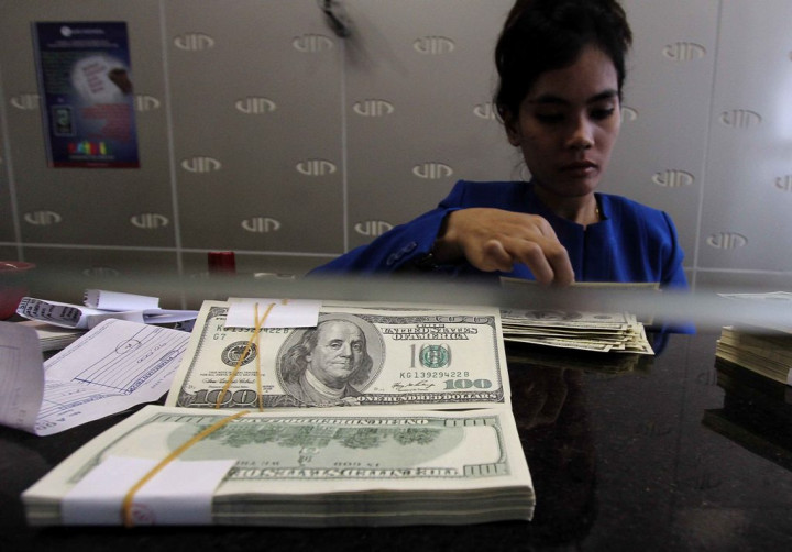 Dolar AS Lesu di Tengah Rilis Data Ekonomi