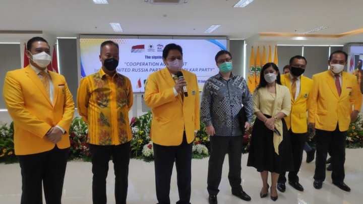 Golkar dan Partai Presiden Putin Jajaki Kerja Sama Pengadaan Vaksin Sputnik