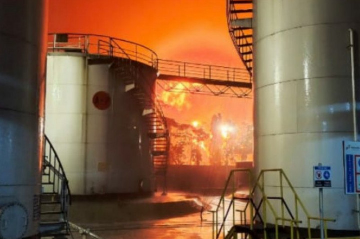 Tangki Pertamina yang Terbakar di Cilacap Bukan Berisi BBM