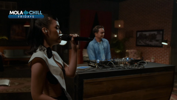 Dipha Barus Temu Kangen dengan Kallula dan Monica Karina di Mola Chill Fridays