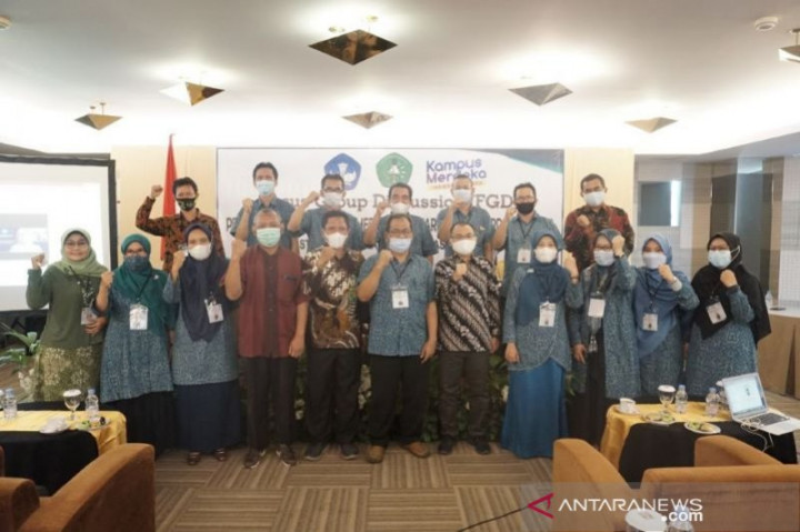 Fakultas Kehutanan Unilak Pekanbaru Dapat Dana Hibah Kemendikbudristek