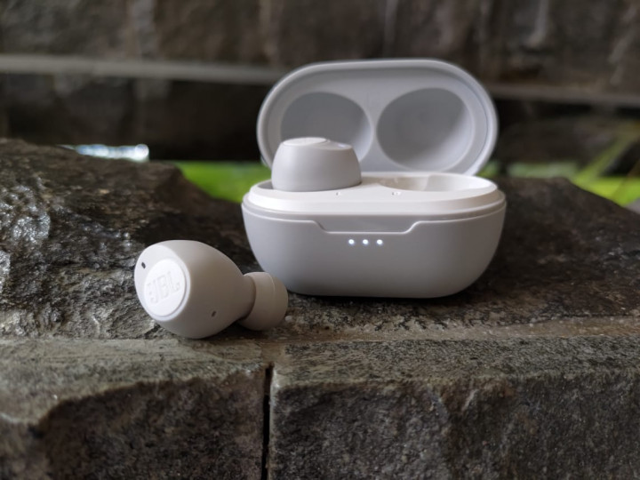 JBL Tune 115 TWS, Desain Menarik, Kualitas Audio Memuaskan