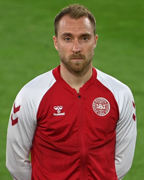 Dokter memberikan saran untuk mengatasi penyankit jantung. (Foto: Dok. Instagram UEFA EURO 2020/@euro2020)