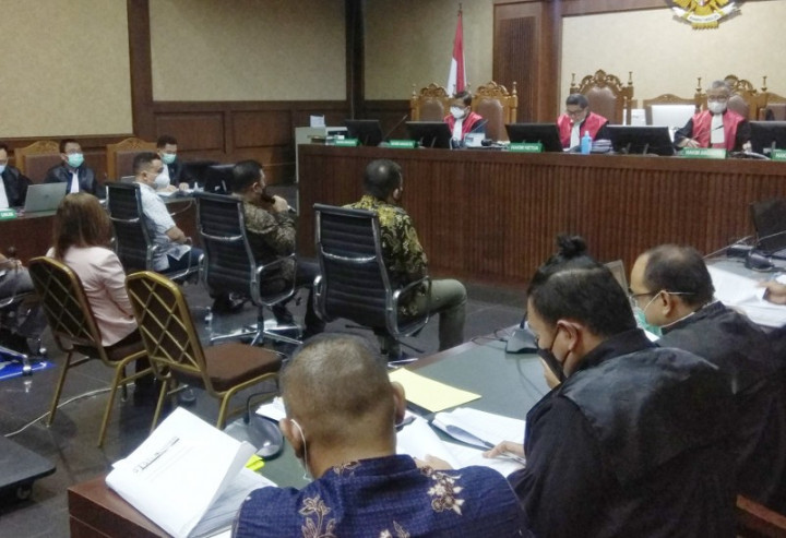 Ketua DPC PDIP Kendal Kembalikan Rp500 Juta dari Juliari