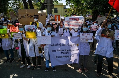 Eks Kepala Program Vaksinasi Covid-19 Myanmar Ditangkap Junta Militer