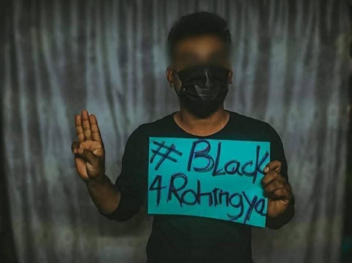 Demonstran Antijunta Myanmar Ramai-ramai Unjuk Dukungan ke Rohingya