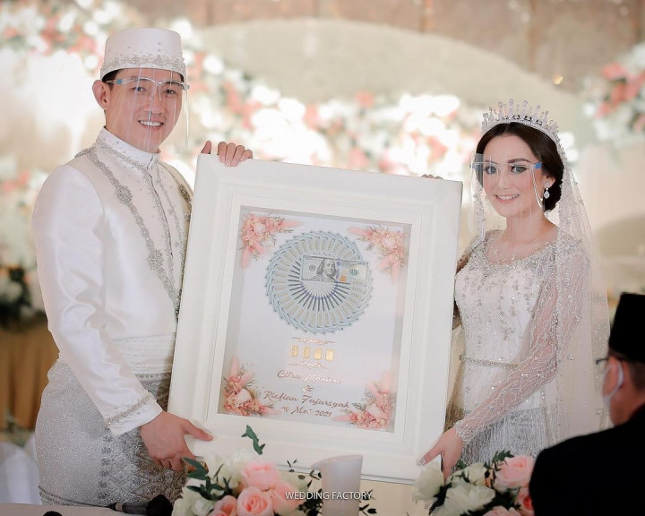 Ifan Seventeen Diberitakan Meninggal, Istri Menangis