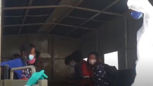 39 Warga di Mojokerto Dievakuasi Setelah 2 Warga Meninggal Akibat Covid-19