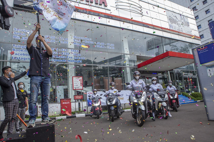 Panduan Berkendara untuk Wanita, Jangan Sein Kiri Belok Kanan