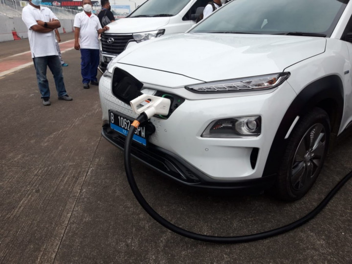 3 Kebiasaan yang Harus Diterapkan Pemilik Mobil Listrik