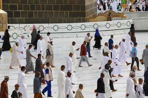 Pelaksanaan ibadah haji di tengah pandemi covid-19. Foto: AFP.