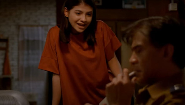 Syuting Film Horor, Sara Fajira Mendadak Menangis Terus