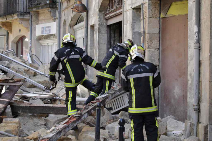 Tiga Orang Luka-luka akibat Dua Rumah Tinggal di Bordeaux Runtuh