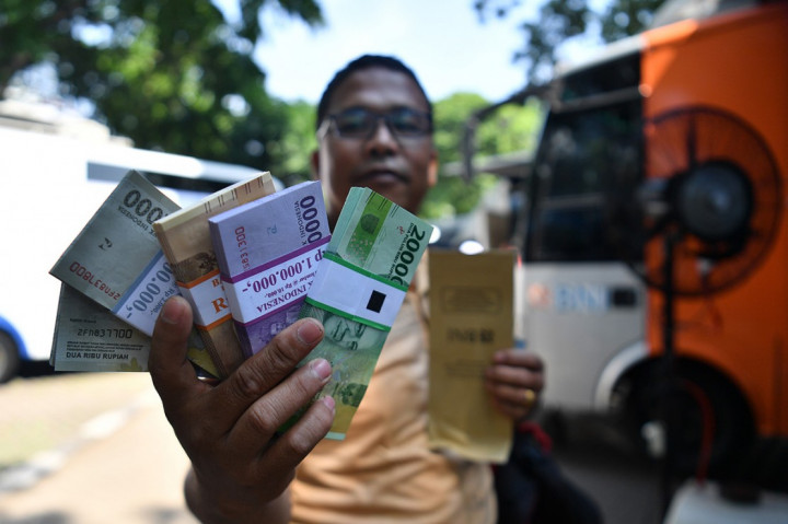 Rupiah Ditutup Menguat ke Level Rp14.402/USD
