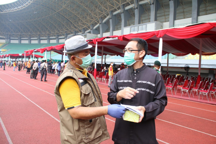 Wali Kota Bekasi Sebut Biaya Perlengkapan Vaksinasi Mahal