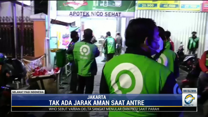 Pesanan Obat Membeludak, Antrean Ojol Meledak