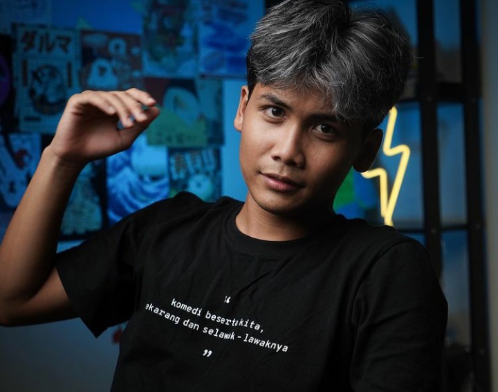 Imbas Video '<i>Endorse</i> Covid-19', Isi <i>Chat</i> Jerinx ke Bintang Emon Tersebar