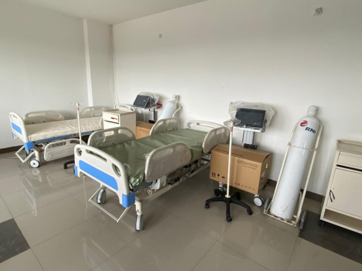 Tempat Tidur ICU Covid-19 di Surabaya Terisi 90%