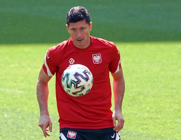 Prakiraan Susunan Pemain Swedia vs Polandia